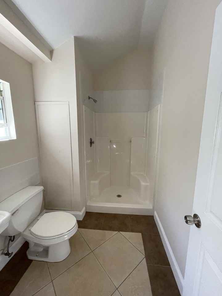 2975 5th St Sw #NA - Photo 5 of 7