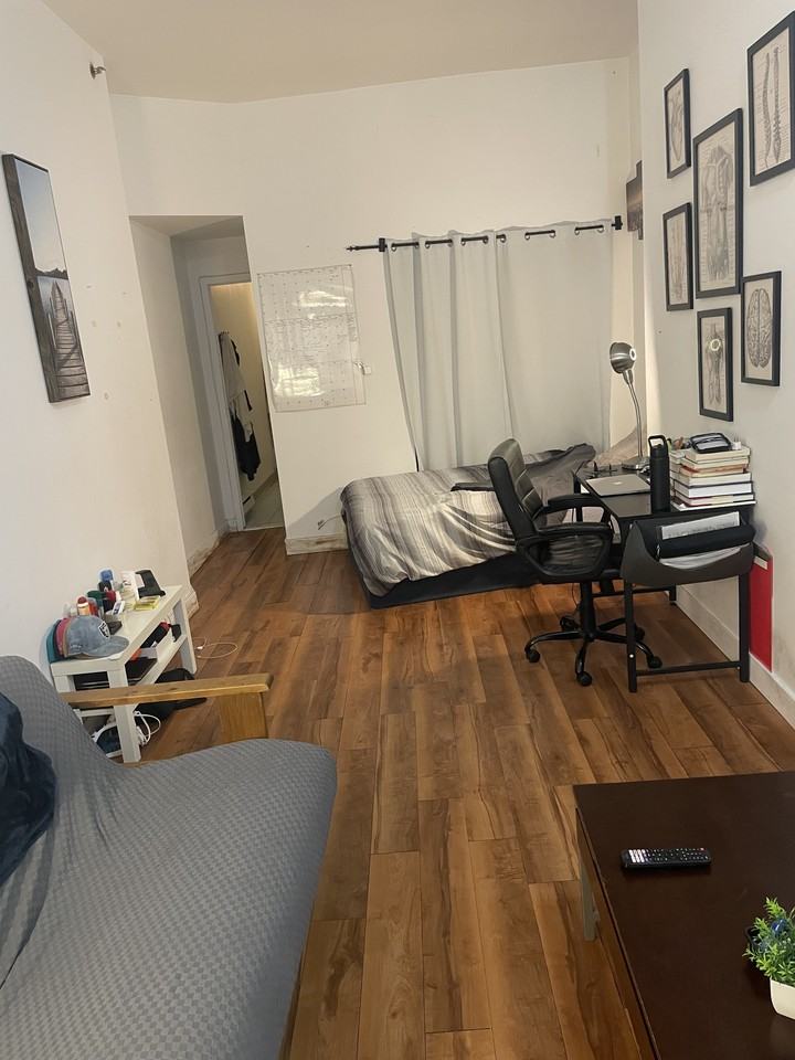 3454 Rue Aylmer #205 - Photo 2 of 9