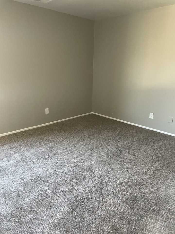 29226 Tiffany Dr E #29226G10 - Photo 2 of 9