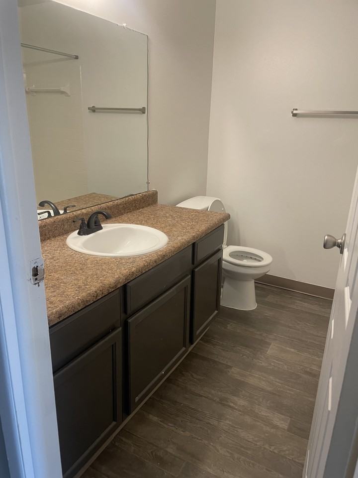 29226 Tiffany Dr E #29226G10 - Photo 6 of 9