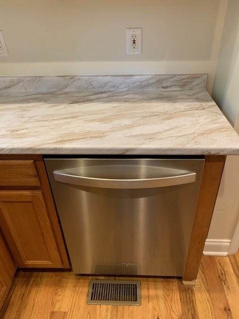 493 Yonah Ave #1 - Photo 5 of 42