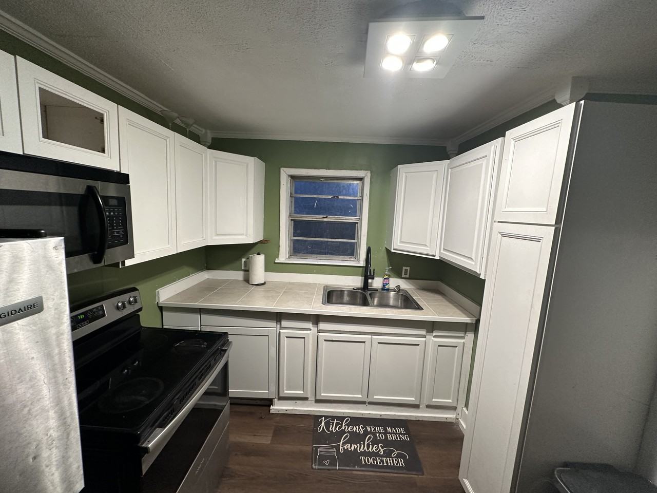 165 Pleasant Ct #NA - Photo 3 of 15