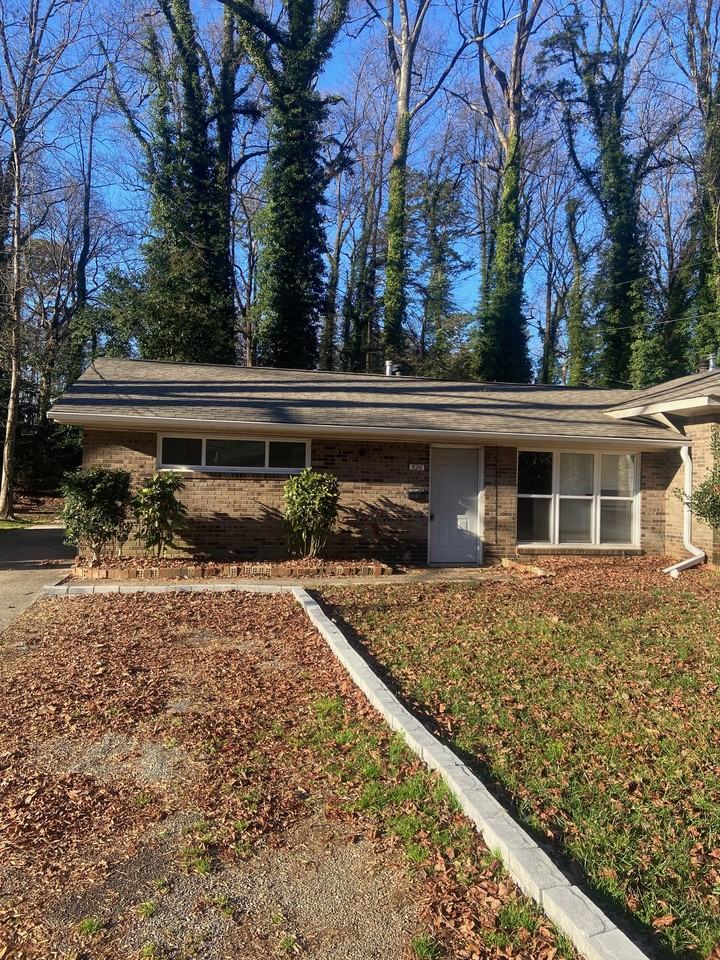 526 Blendwood Dr #1 - Photo 2 of 13