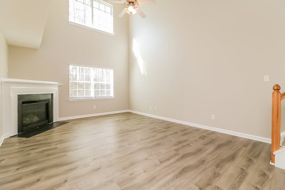 1421 Cairo Way - Photo 7 of 17