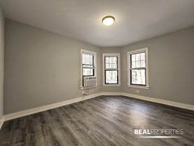 428 W Belden Ave #301S - Photo 1 of 1