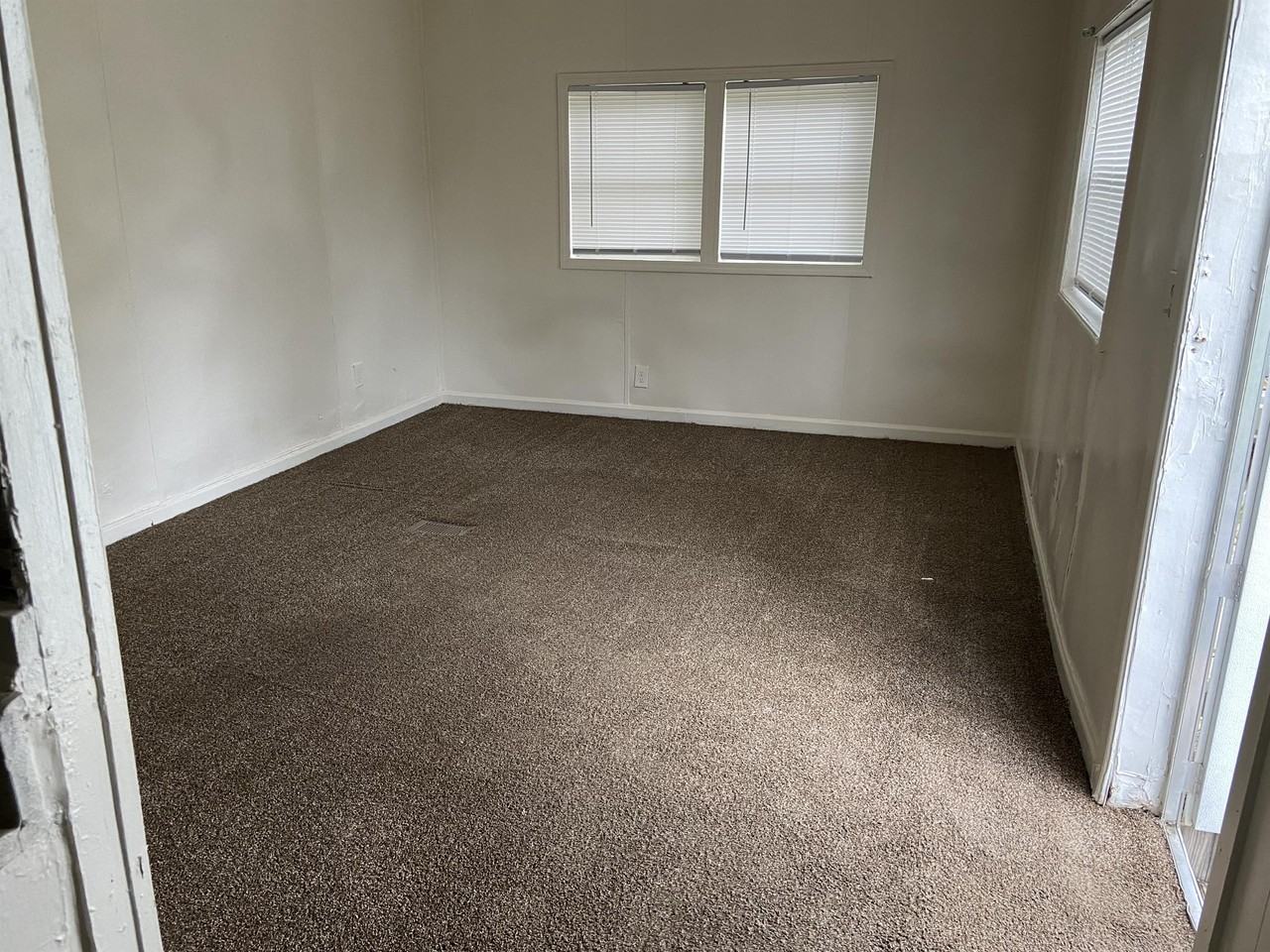 4972 Dw Wright Rd - Photo 2 of 5