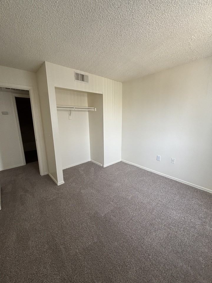 9777 N. Thornydale Road2203 #2203 - Photo 7 of 29