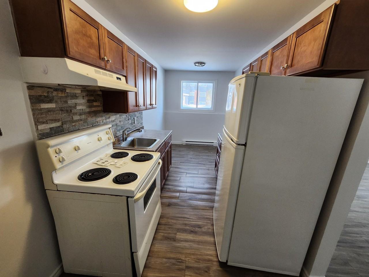 522 Bonita Ave #4 - Photo 2 of 17