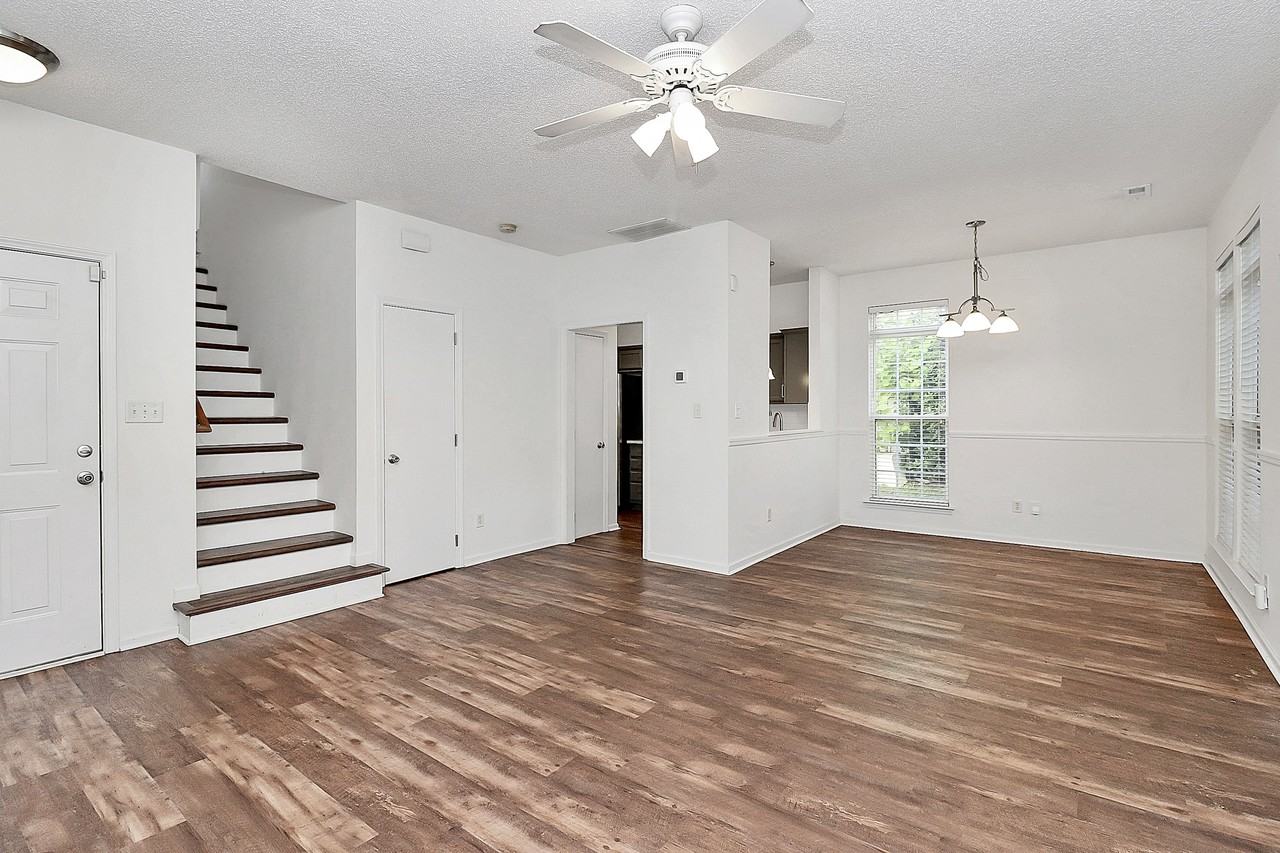 5028 Silabert Ave #1 - Photo 3 of 12