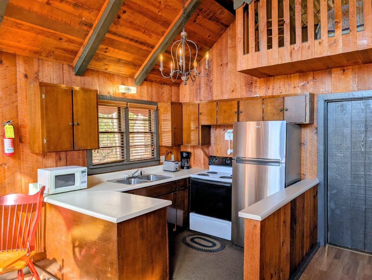 24 Chalet Village Ln #NA - Photo 5 of 28