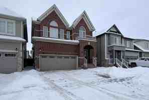 featured image of 15 Knotty Pine Avenue #Lower