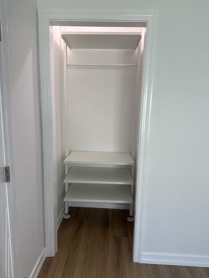 1533 Freeman Ave #NA - Photo 4 of 10