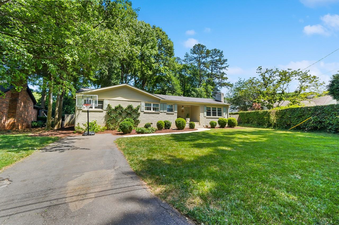 614 Ellsworth Rd #1 - Photo 4 of 46