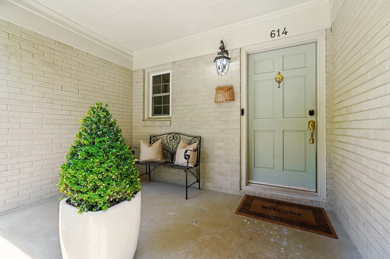 614 Ellsworth Rd #1 - Photo 5 of 46