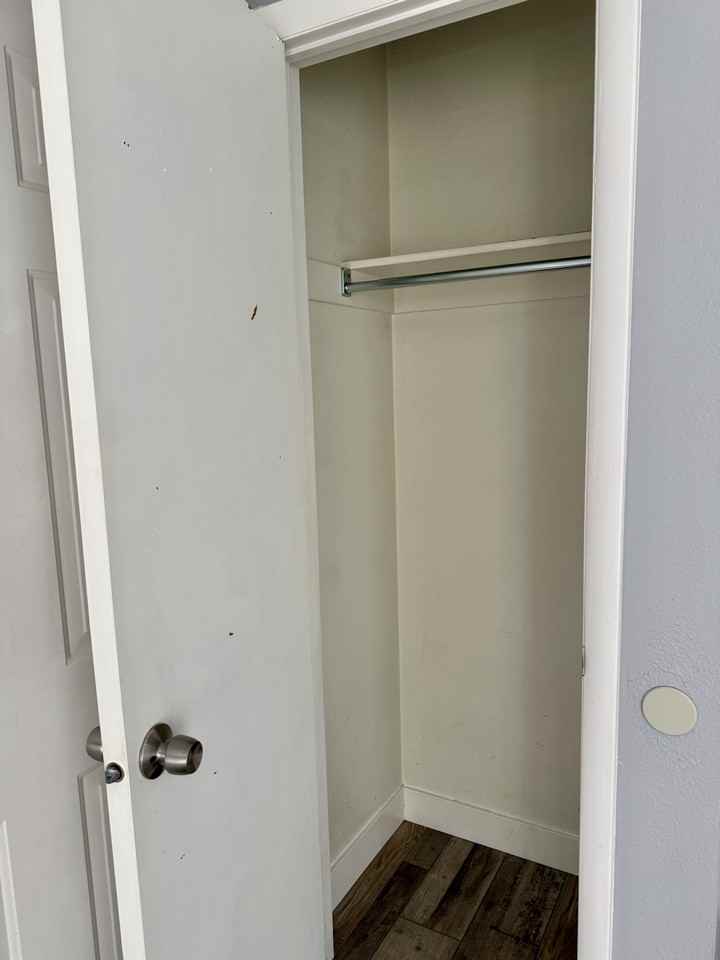 1222 E Waterside Cv #12 - Photo 5 of 26