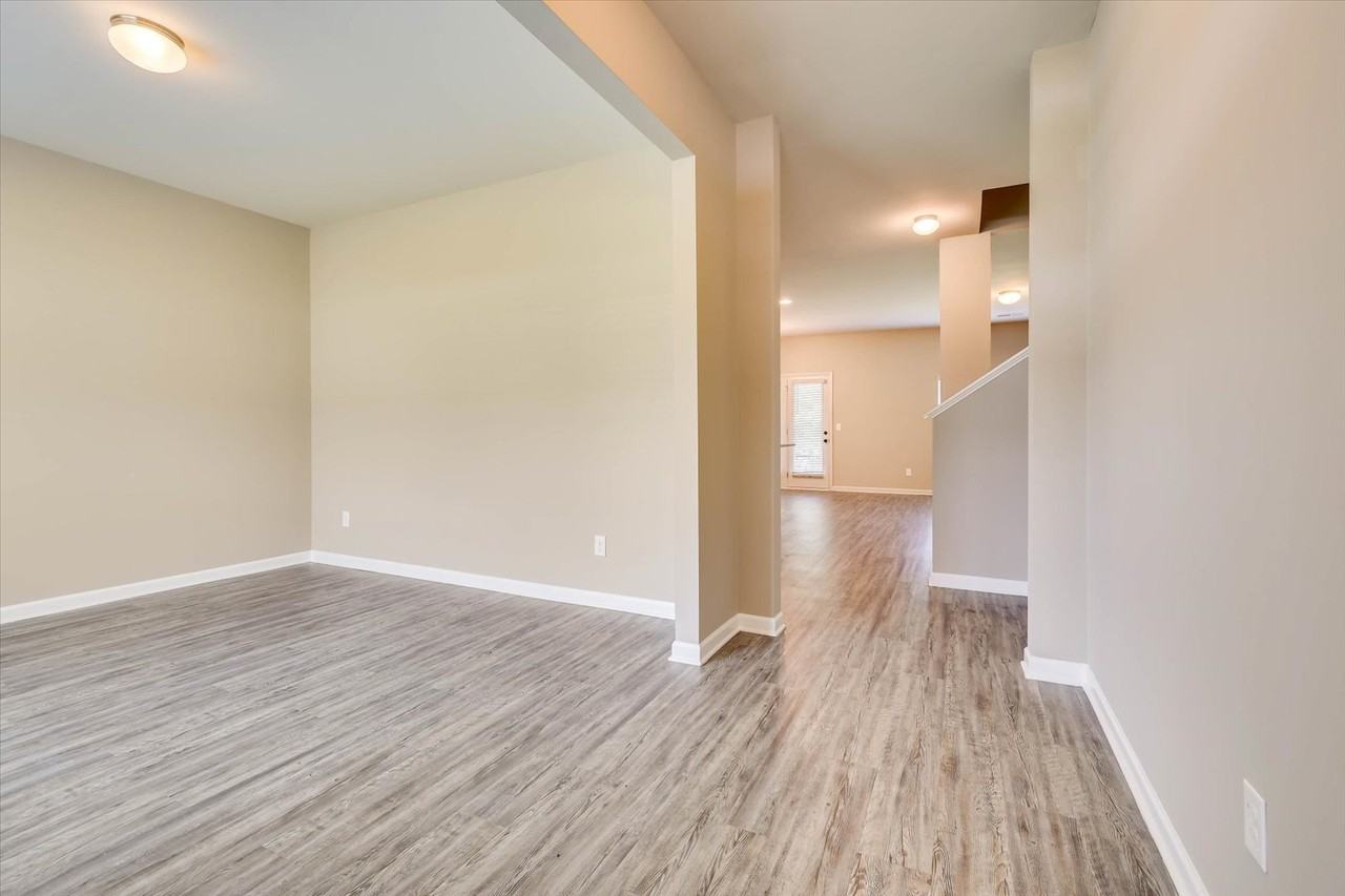 5054 Vine Ln #1 - Photo 6 of 50