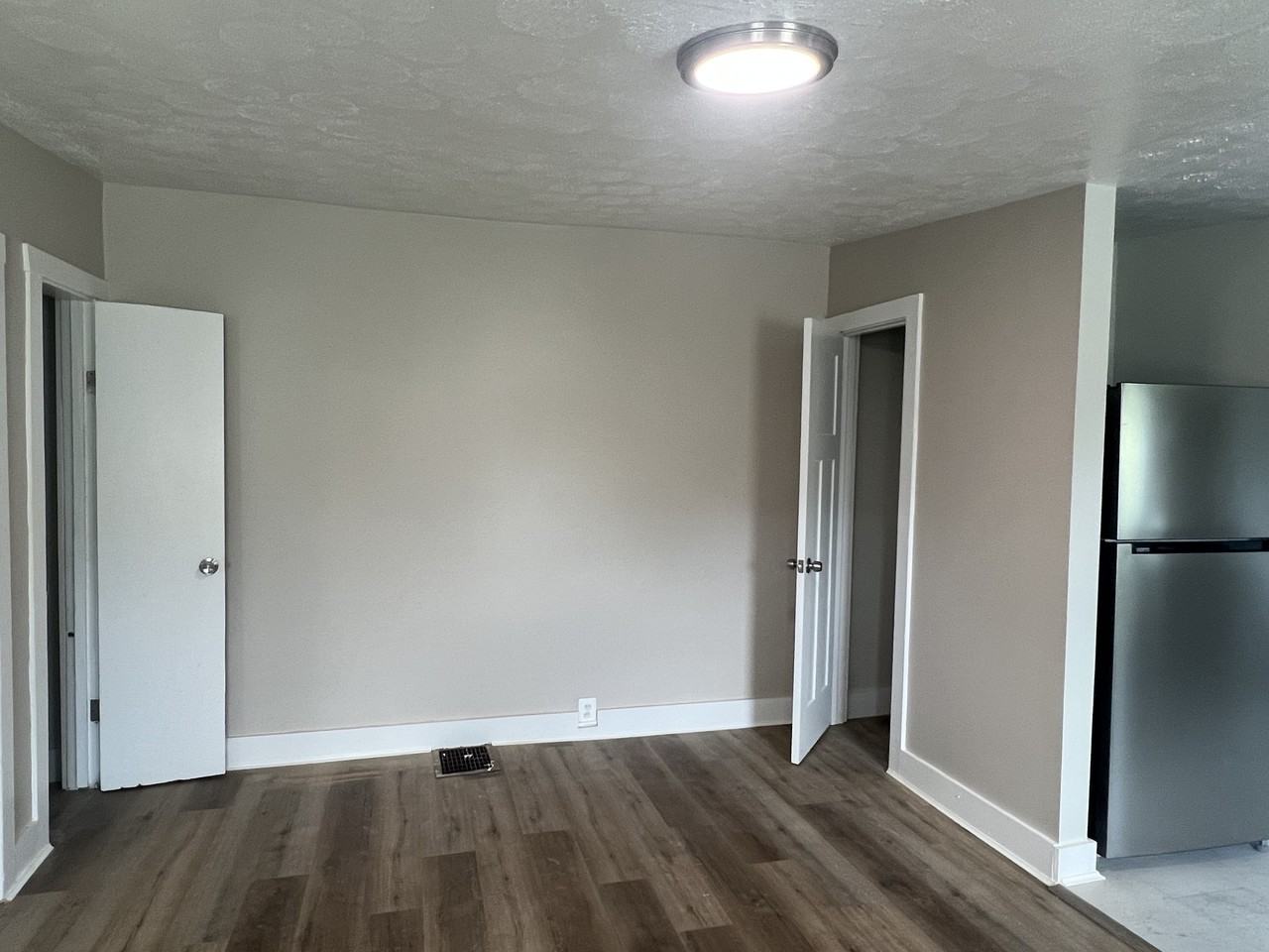 1978 Queen City Ave #2 - Photo 5 of 15