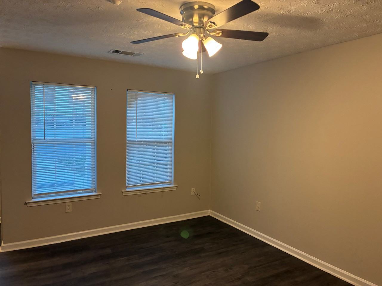 6433 Wellington Chase Ct - Photo 4 of 18