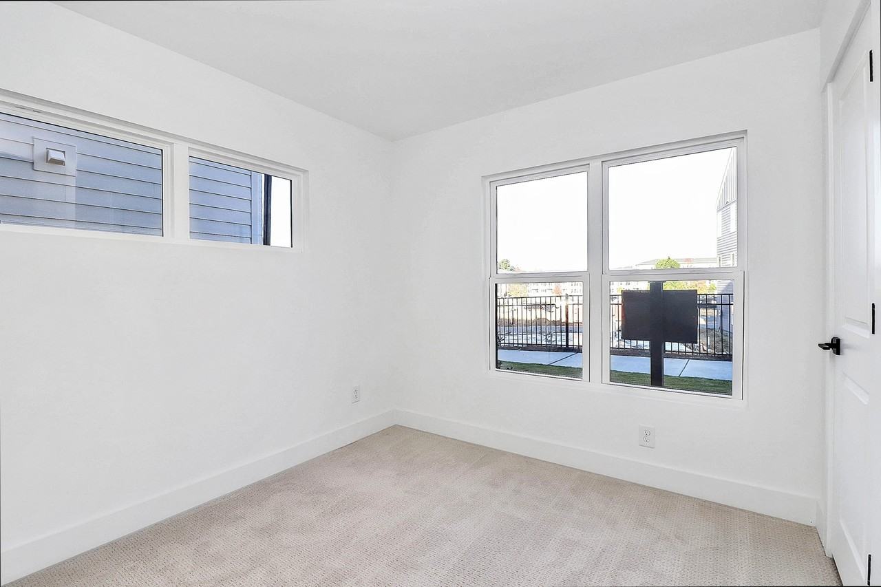 5027 Dutchess Dr #1 - Photo 5 of 25