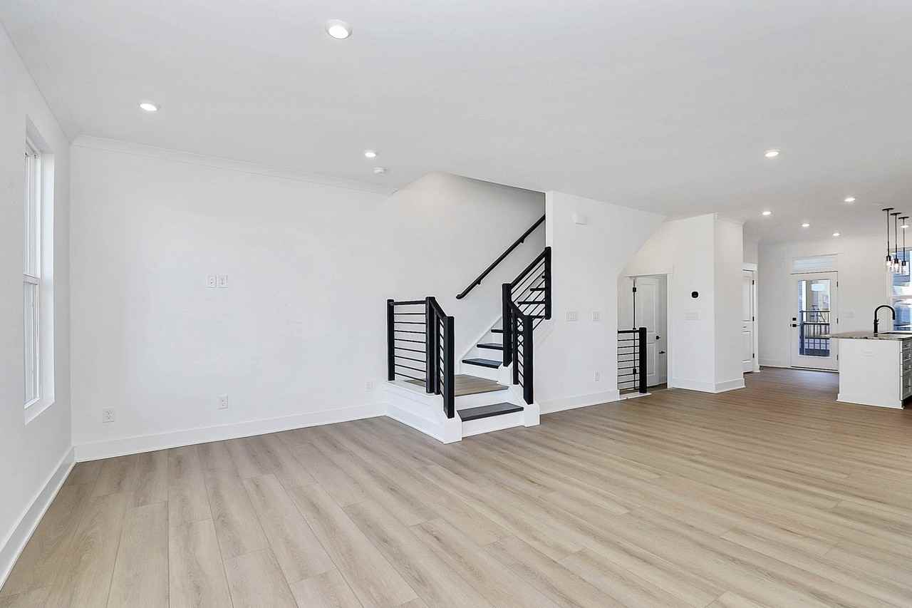 5027 Dutchess Dr #1 - Photo 7 of 25