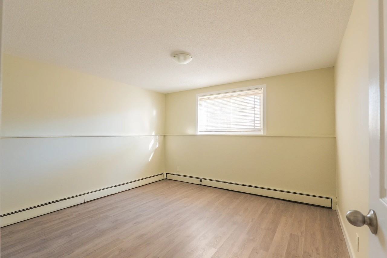 Shannon Villa - Photo 3 of 47