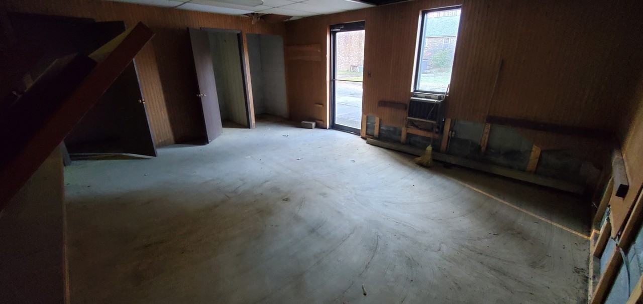 2270 Harper Road - C3rd storage are with garage door and office #C - Photo 4 of 12