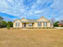 featured image of 1001 Bradford Way #1