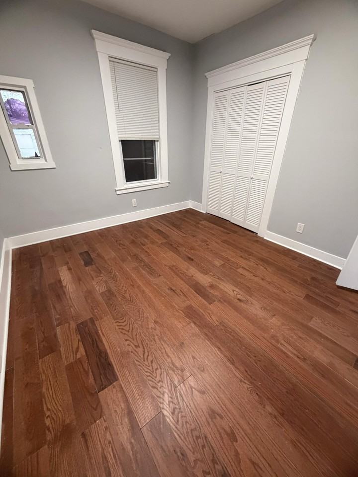 224 Dover St #1 - Photo 4 of 7