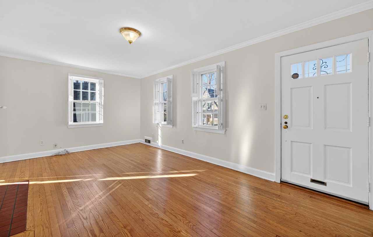 4556 S Chelsea Ln #1 - Photo 3 of 24