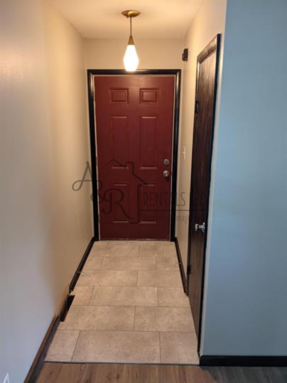 221 E 21st St #1 - Photo 5 of 11