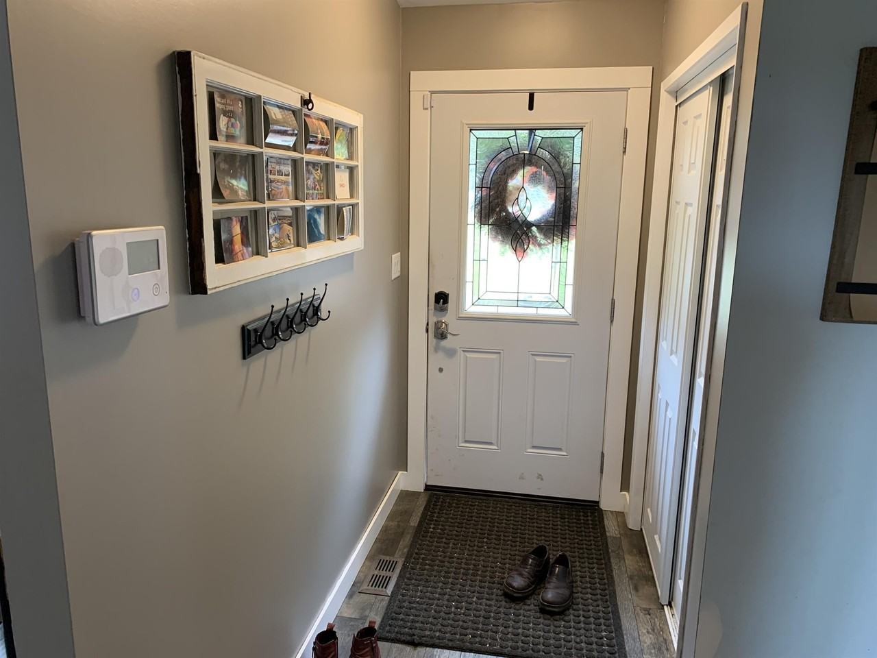 110 Saker Pl - Photo 2 of 37