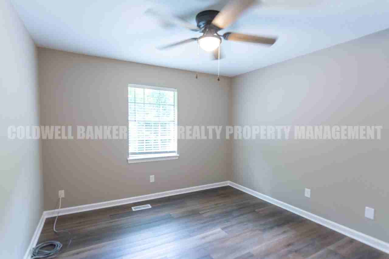 5722 Moody Sawyer Rd #B - Photo 2 of 17