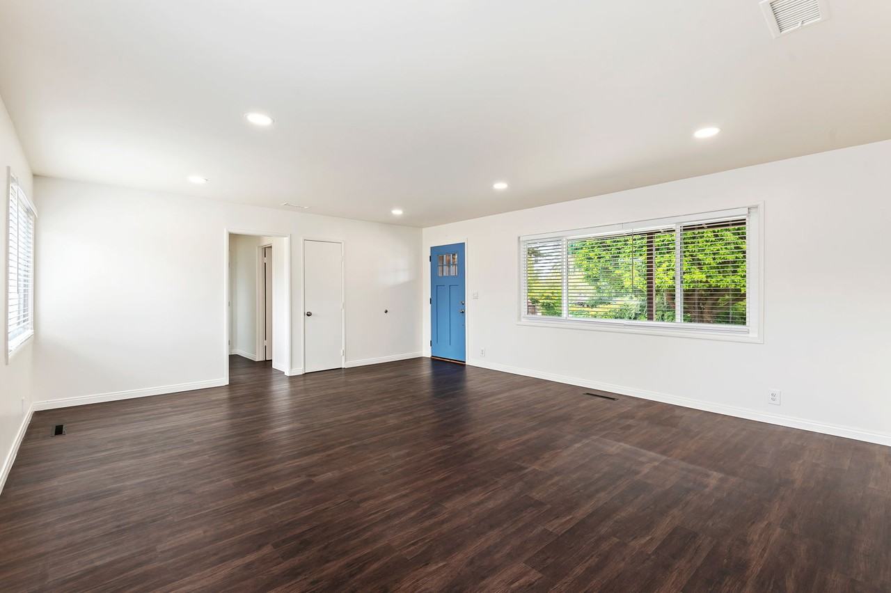 3594 La Entrada #1 - Photo 4 of 20