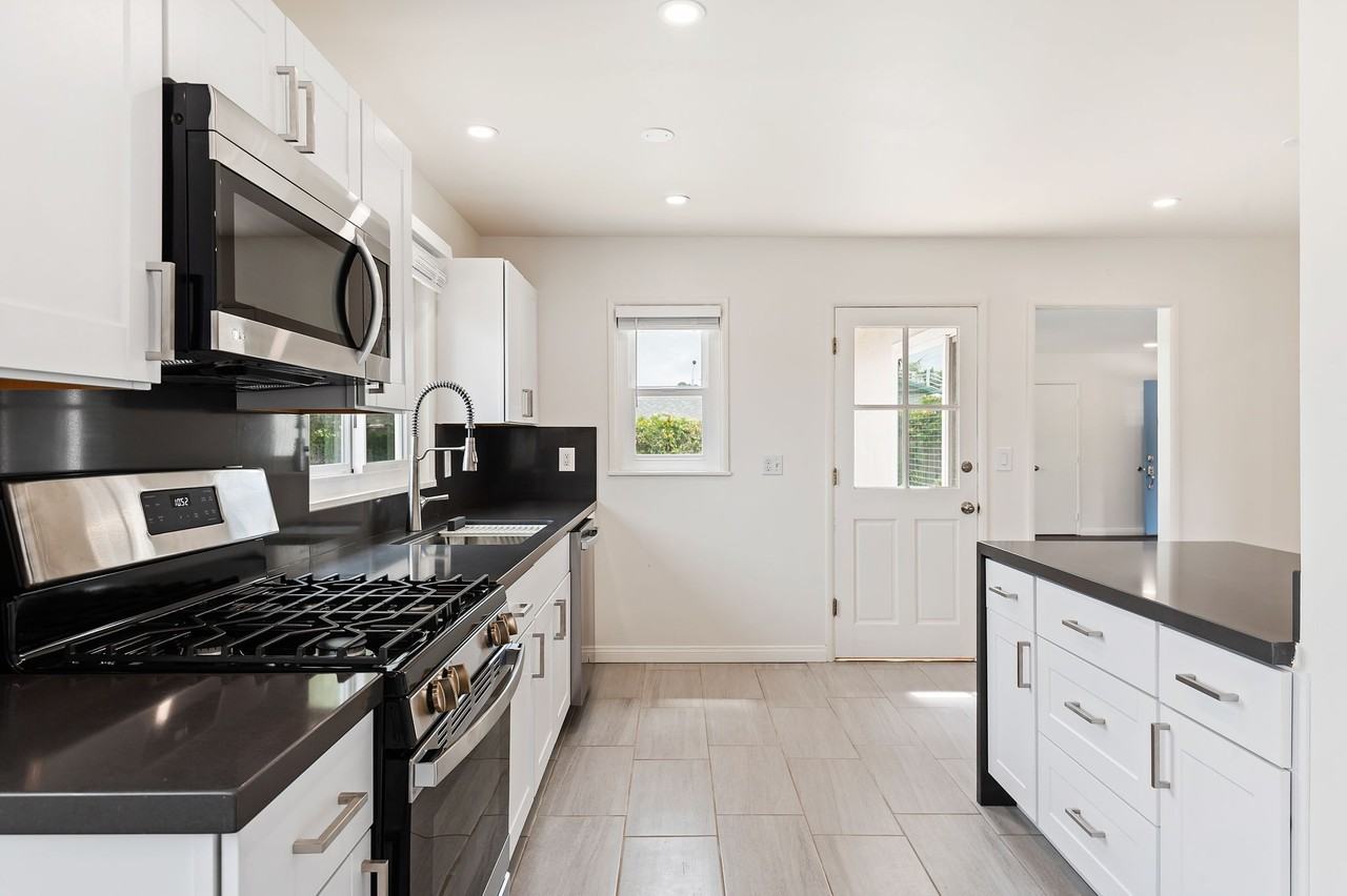 3594 La Entrada #1 - Photo 6 of 20