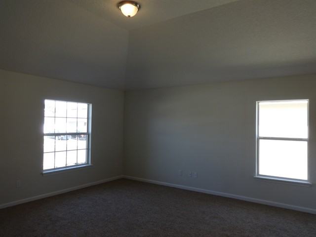 9168 Mill Grove Dr - Photo 3 of 15