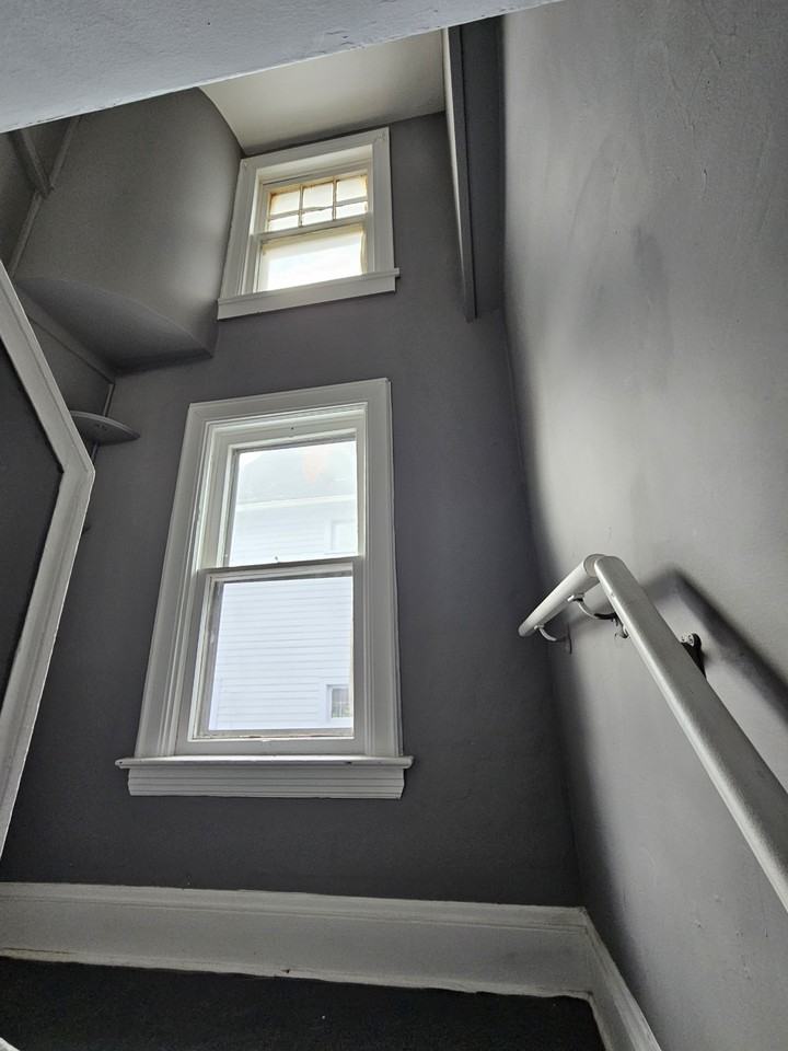 2818 E 127th St #2 - Photo 2 of 17