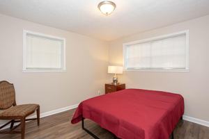 featured image of 3959 Wedgewood Dr #5