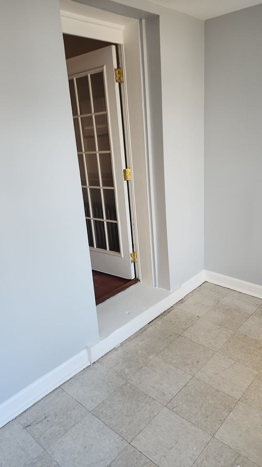 22 South Austin Boulevard - 1Unit 1 #1 - Photo 5 of 19