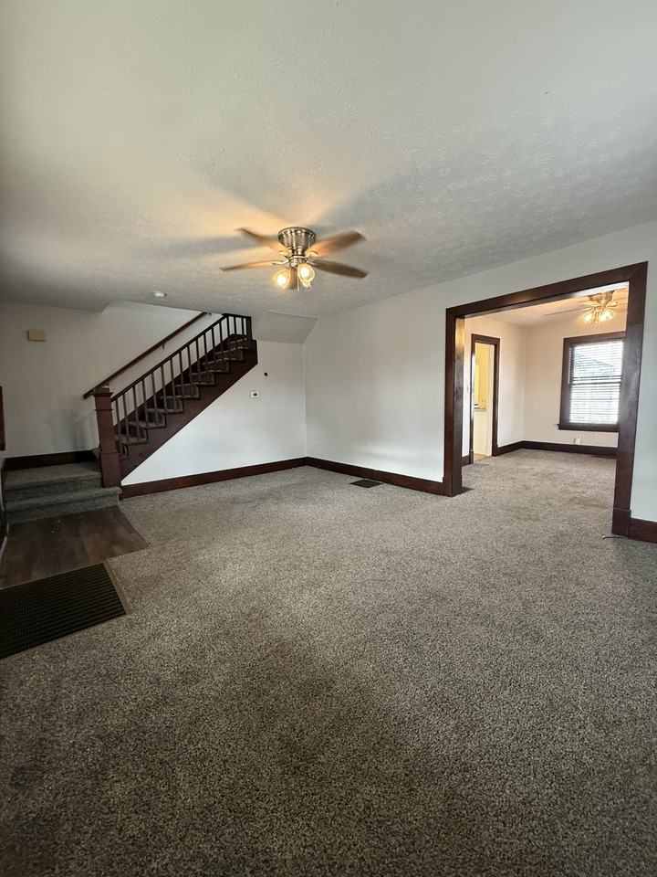 3221 Wayne Ave #1 - Photo 3 of 15