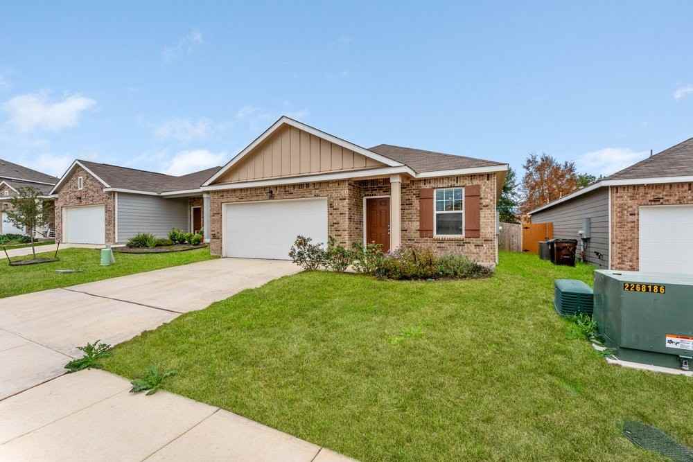 6032 Pearl Mdw #1 - Photo 2 of 32