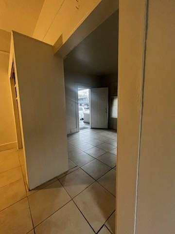 427 E Acacia St #A - Photo 4 of 15