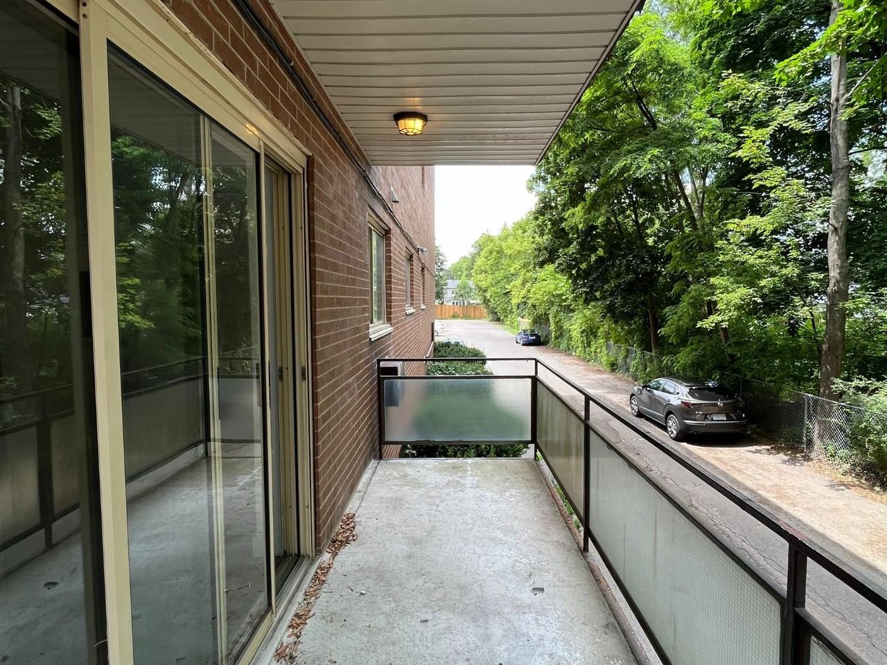 227 Cathcart - Photo 6 of 7