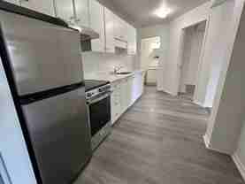 1123 Queenston - Photo 1 of 1