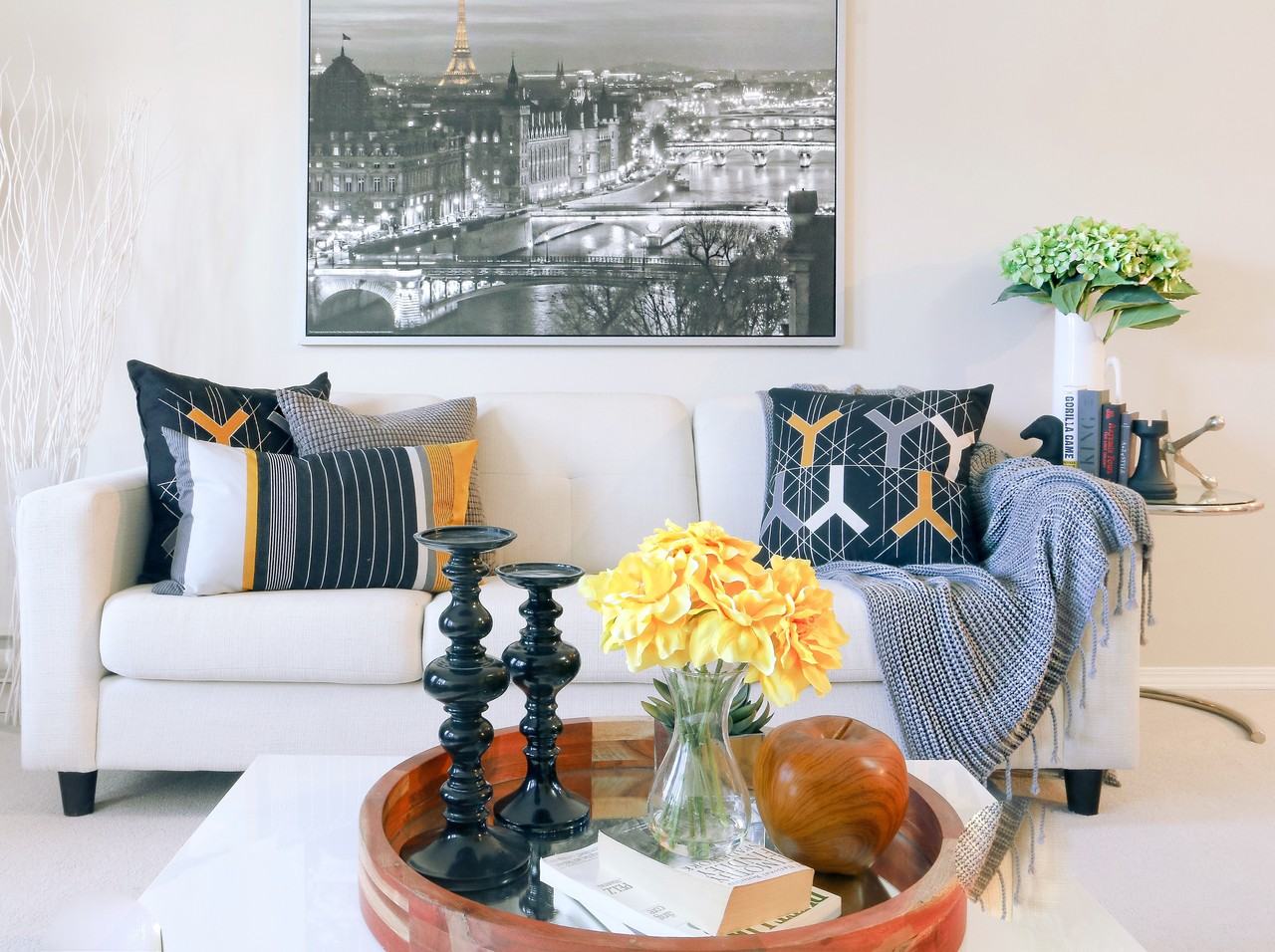 Kenwood Court - Photo 6 of 24