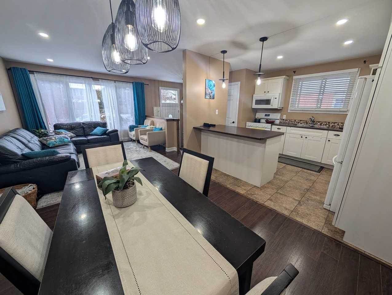 1065 Hickorywood Cres - Photo 6 of 50