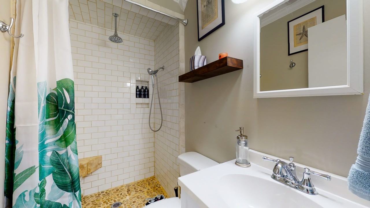 110 Pinecliff Dr #1 - Photo 3 of 35