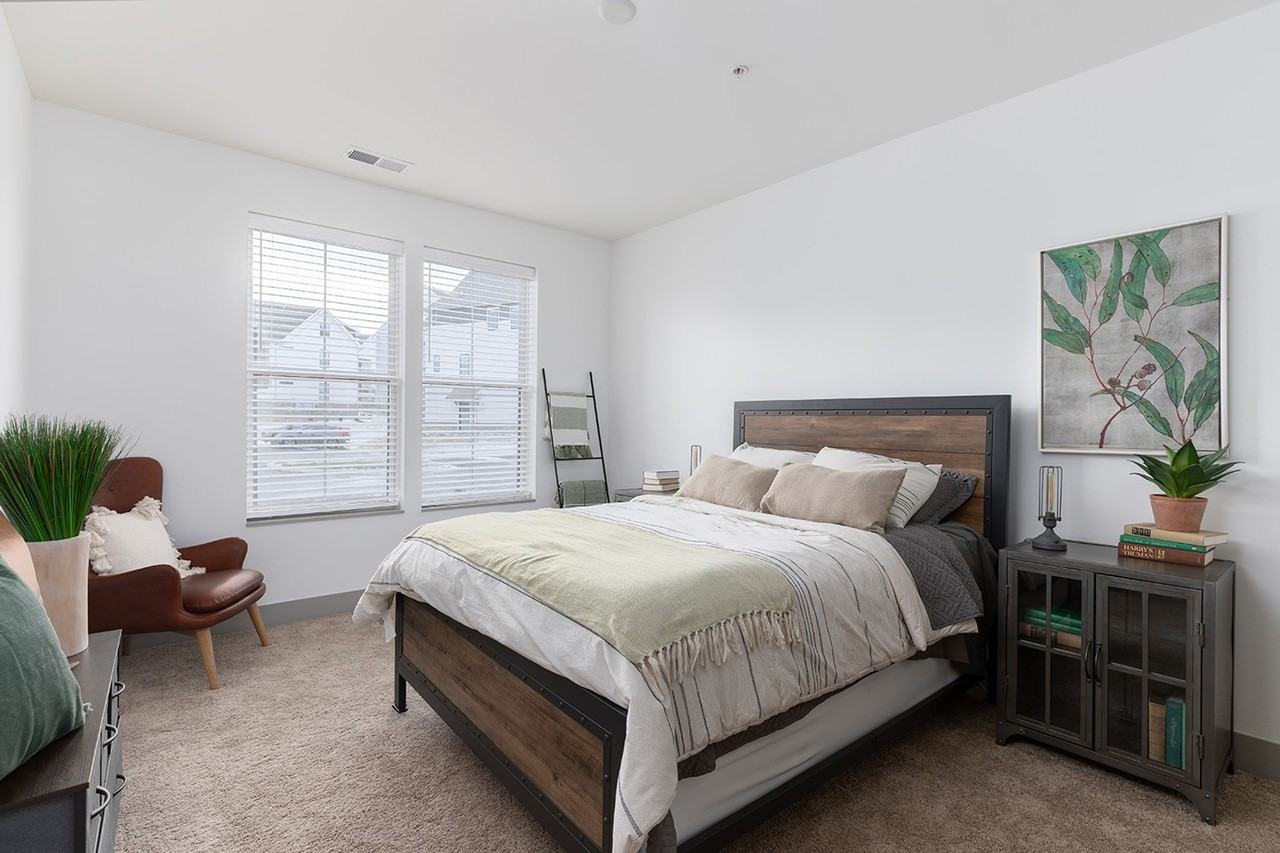 Parkview Apartments - Photo 4 of 42