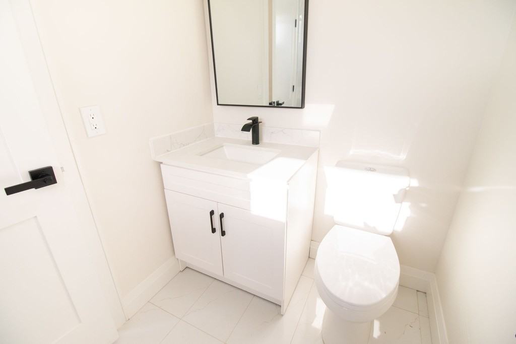 21 Seventh St - Photo 6 of 16