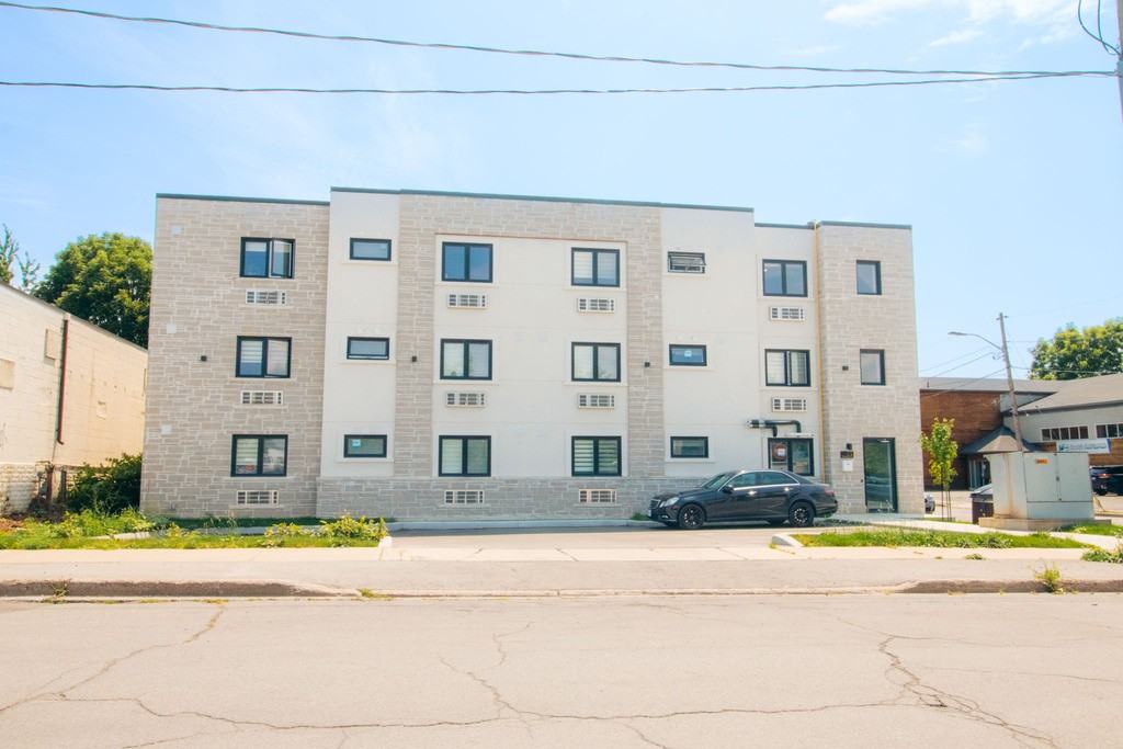 21 Seventh St - Photo 7 of 16