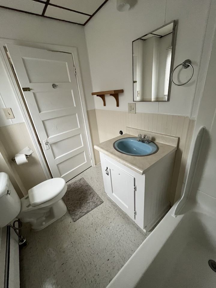 23 Maple St #2 - Photo 6 of 8